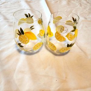 NWOT Lemon glass cup set